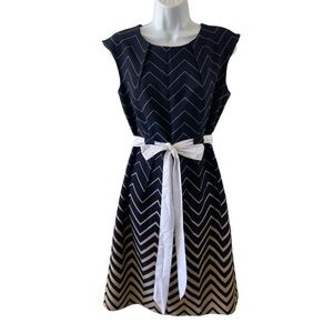 I LE New York Chevron-Print Belted Dress